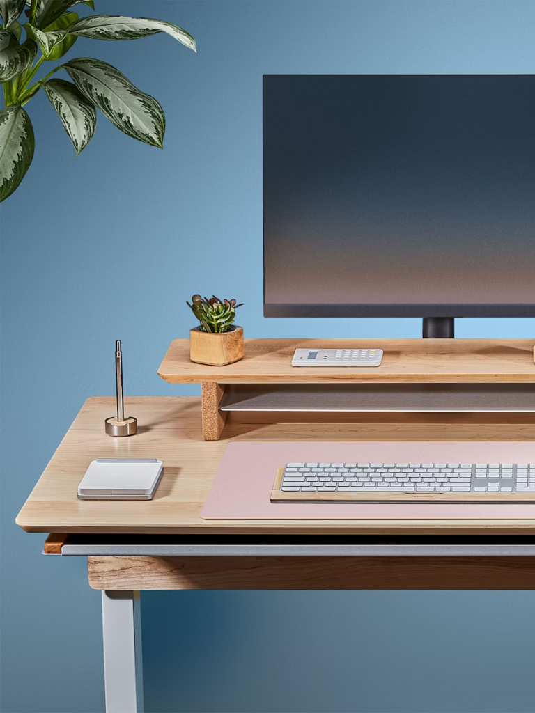 12 Aesthetic Office Essentials for Women That Won’t Break The Budget 8 office essentials for women mouse pad