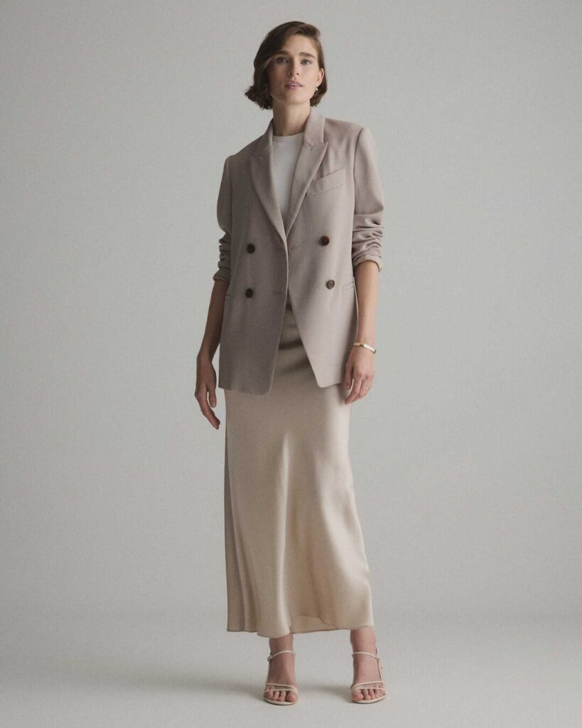 Trendy Business Casual Skirts to Flirt With This Summer 12 business casual skirts