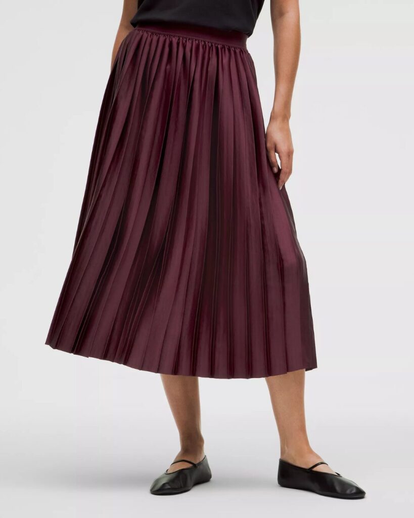 Trendy Business Casual Skirts to Flirt With This Summer 6 business casual skirts